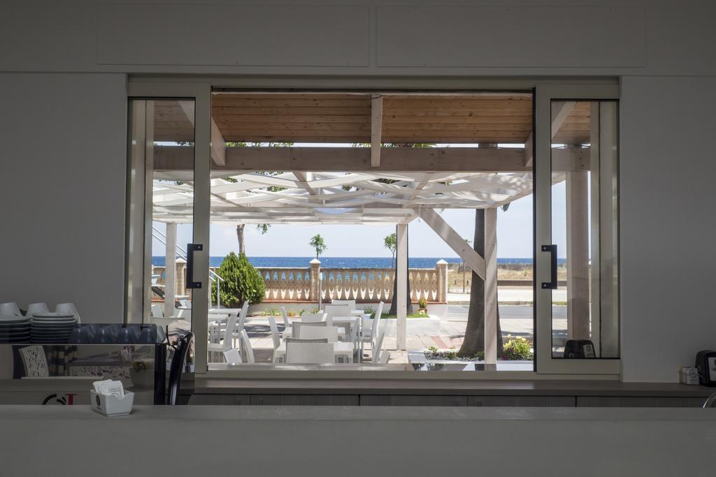 Holiday Affittacamere Corigliano Calabro Buitenkant foto